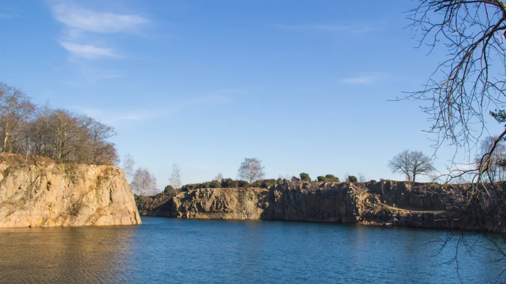 Tragedia en La Plata: Hallan ahogados a los tres chicos que habían desaparecido en una cantera