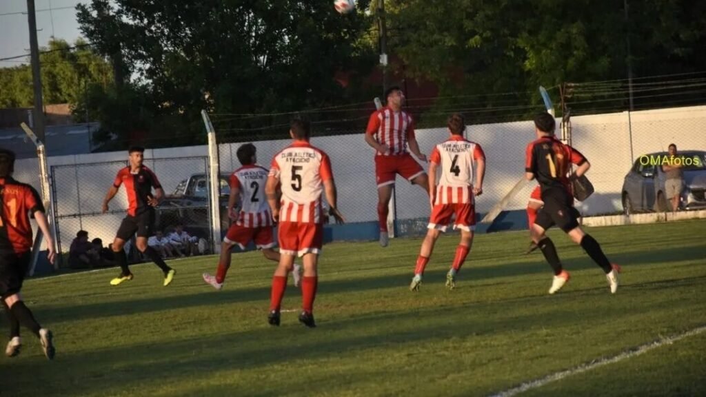 Copa Bicentenario: Atletico le ganó a Independiente y esta en semis