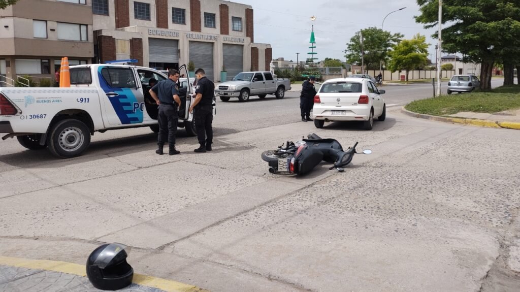 Accidente de tránsito en calle Alem y Avenida Solanet