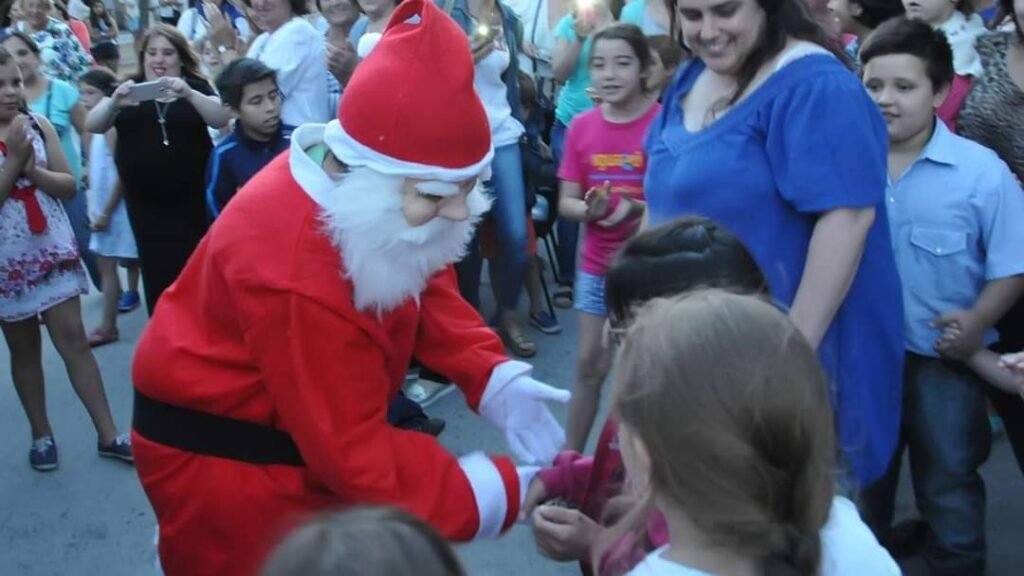 Que día y hora estará Papá Noel en la Biblioteca Municipal de Ayacucho