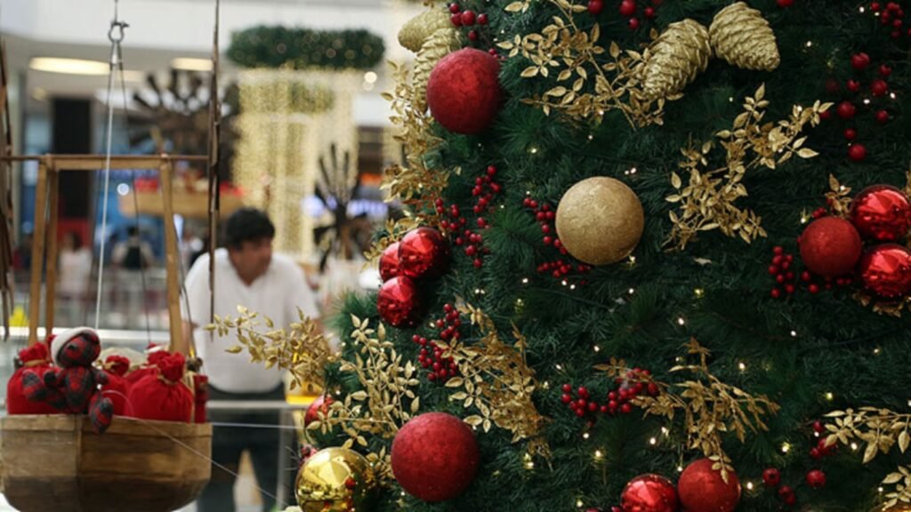 La cámara de comercio de Ayacucho informó que los comercios podrán continuar abiertos con la atención de sus propietarios