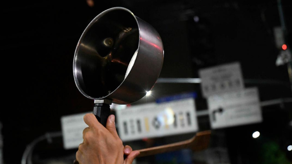 Que día y horario será el cacerolazo en Ayacucho