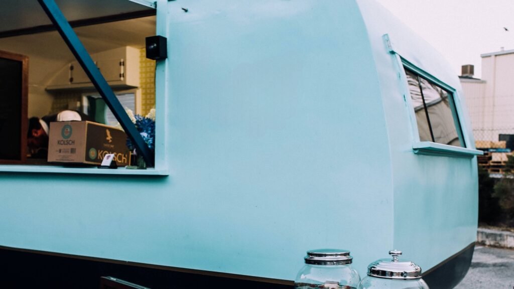 La conmovedora historia de Carlitos, el vendedor de sándwiches y el camionero