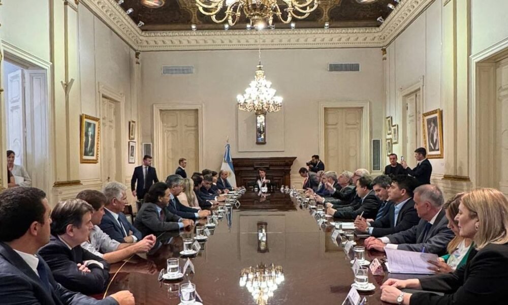 ganancias:-la-piedra-en-el-zapato-en-las-negociaciones-entre-el-gobierno-y-las-provincias