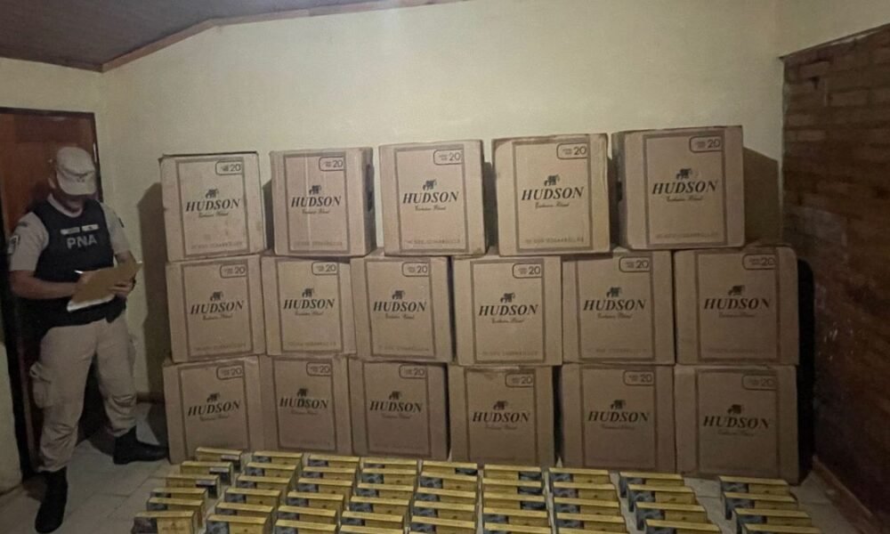 prefectura-decomiso-un-millonario-contrabando-de-cigarrillos-en-misiones