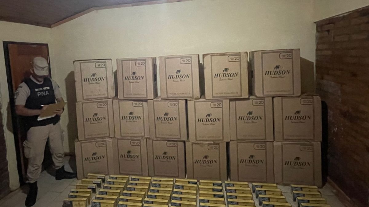 prefectura-decomiso-un-millonario-contrabando-de-cigarrillos-en-misiones