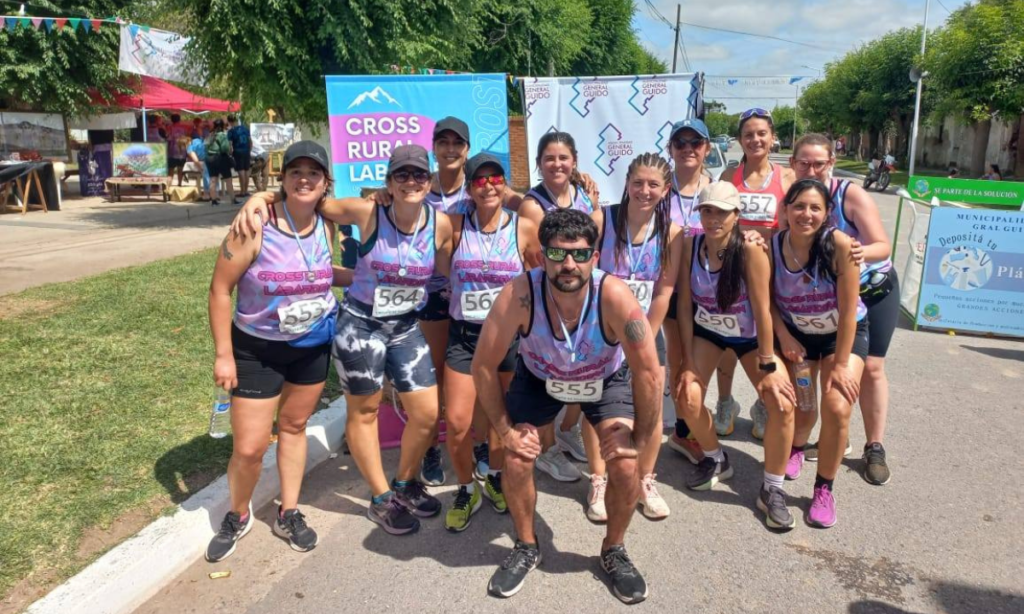 Gran participación ayacuchense en el Cross Rural de Labardén