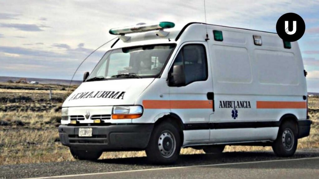 Ambulancia desaparecida sobre la Ruta Provincial 56 tras sufrir una falla mecánica.