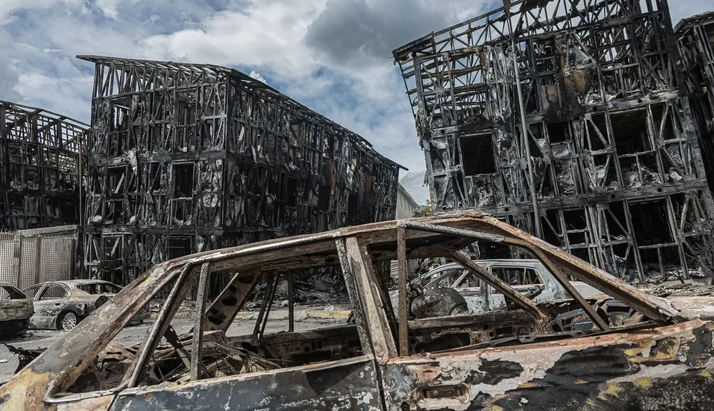 Edificios destruidos tras los fuertes terremotos registrados en el norte de Venezuela, según un análisis satelital.