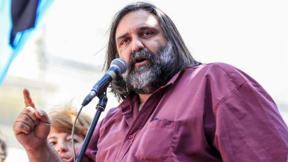 Roberto Baradel durante acto sindical de SUTEBA