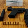 Operativo policial tras un choque en la Costa de Mar del Plata donde fue secuestrada una pistola Glock.