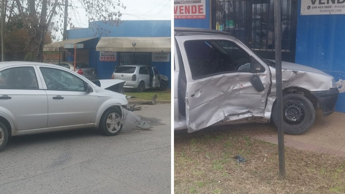 Volkswagen Gol y Chevrolet Aveo involucrados en un choque en la esquina de Poderoso y Brown, en Ayacucho.