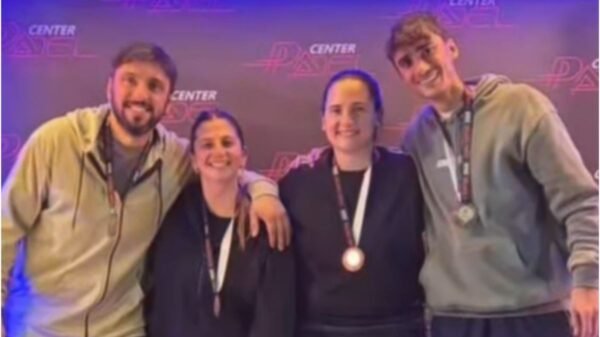 jugadores de pádel durante torneo en Tandil