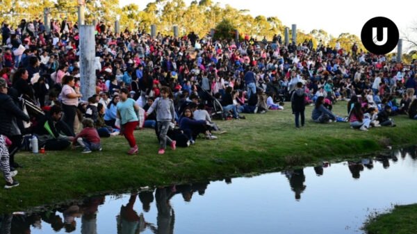 Festejo por el Día del Niño organizado por la Municipalidad de Ayacucho en el Club Independiente.