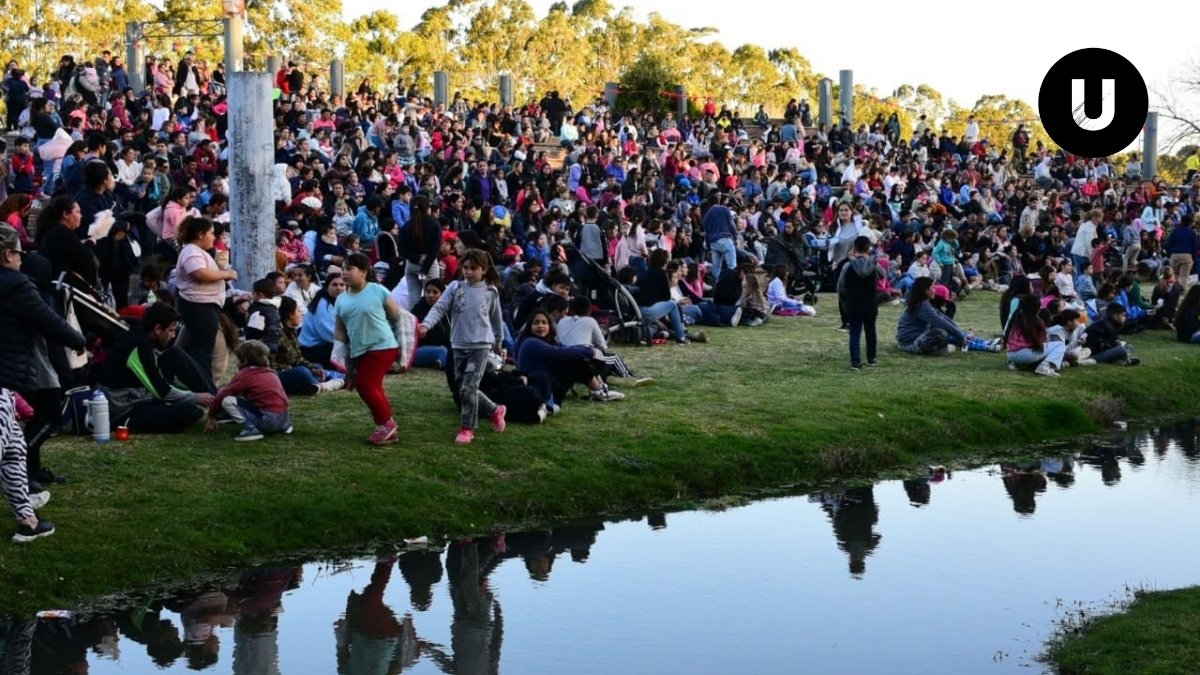 Festejo por el Día del Niño organizado por la Municipalidad de Ayacucho en el Club Independiente.