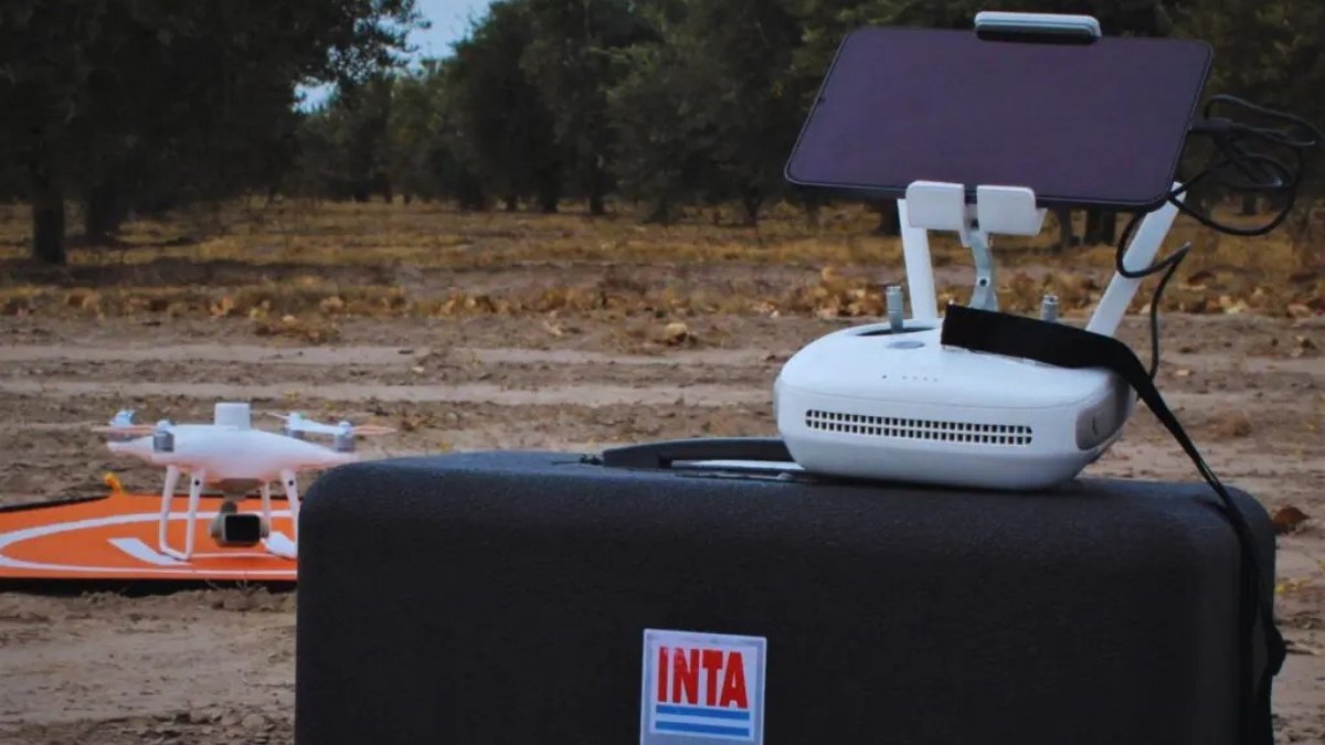 jornada sobre drones aplicados al agro organizada por INTA en Ayacucho