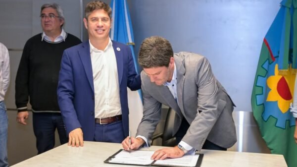 Camino rural en zona productiva de Ayacucho