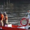 Embarcaciones y personal de Prefectura Naval durante la búsqueda de los pescadores desaparecidos en el Río de la Plata.
