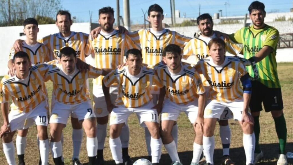 Estrada recibe a Atlético Maipú por los 4tos de final del Pre Regional