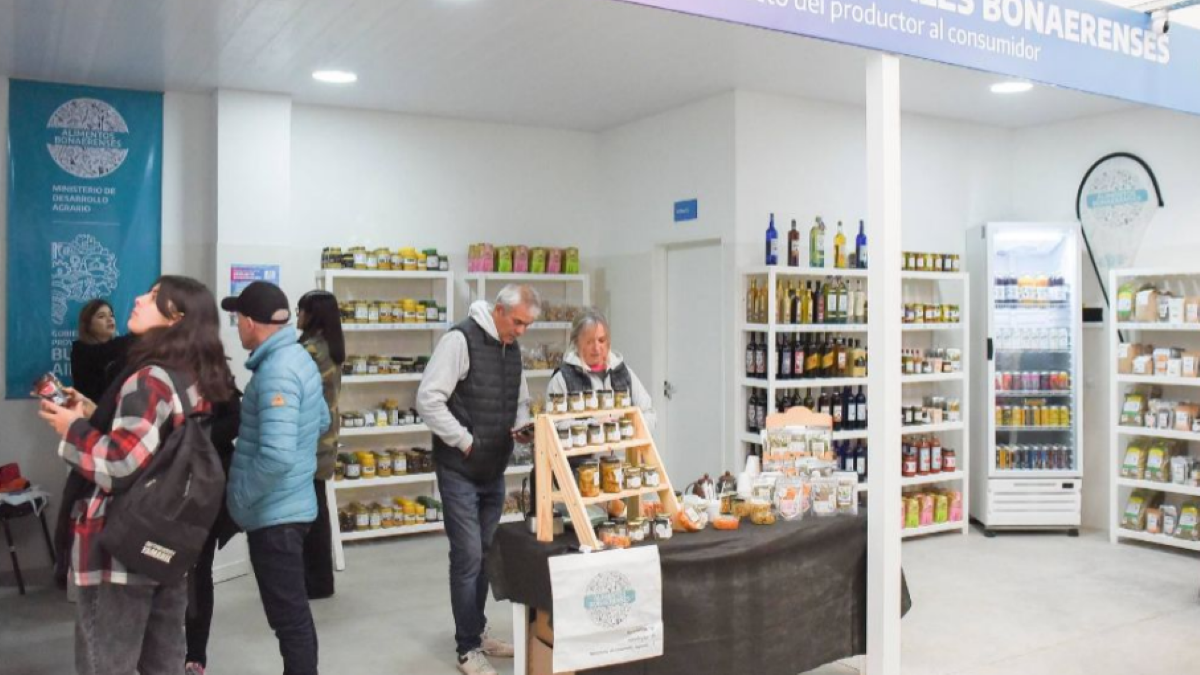 feria de emprendedores con productos locales