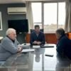 Integrantes de la nueva comisión del barrio Bella Artes junto a autoridades de la Municipalidad de Ayacucho.