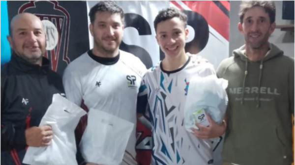 Ganadores del torneo de 6ª categoría en Sarmiento Pádel