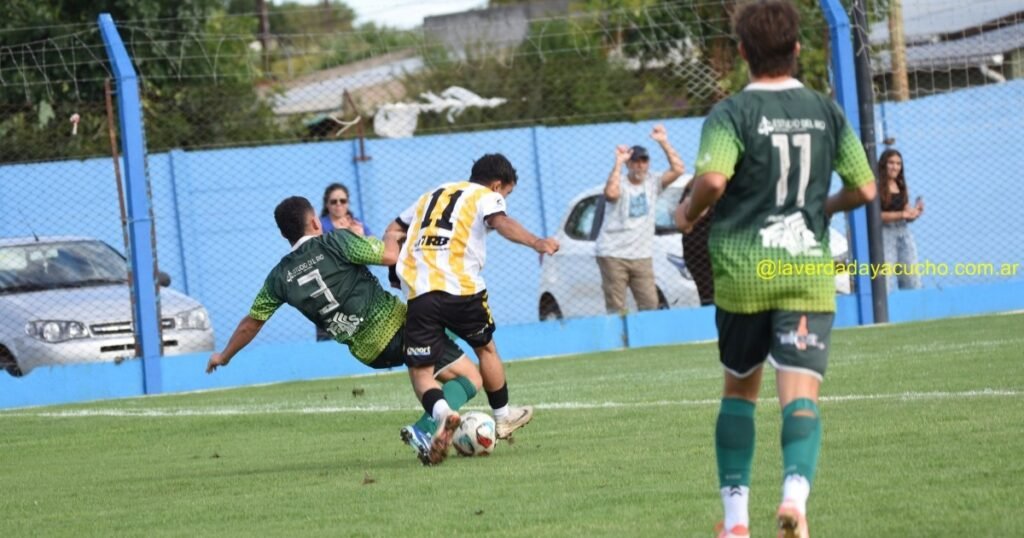 Victorias de Sarmiento y Estrada, empate de Defensores en la URD