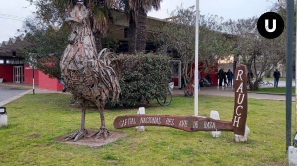 Presentación oficial de las postulantes a Embajadora de la XXVII Fiesta Nacional del Ave de Raza en Rauch.