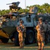 Personal de las Fuerzas Armadas argentinas durante una formación oficial.