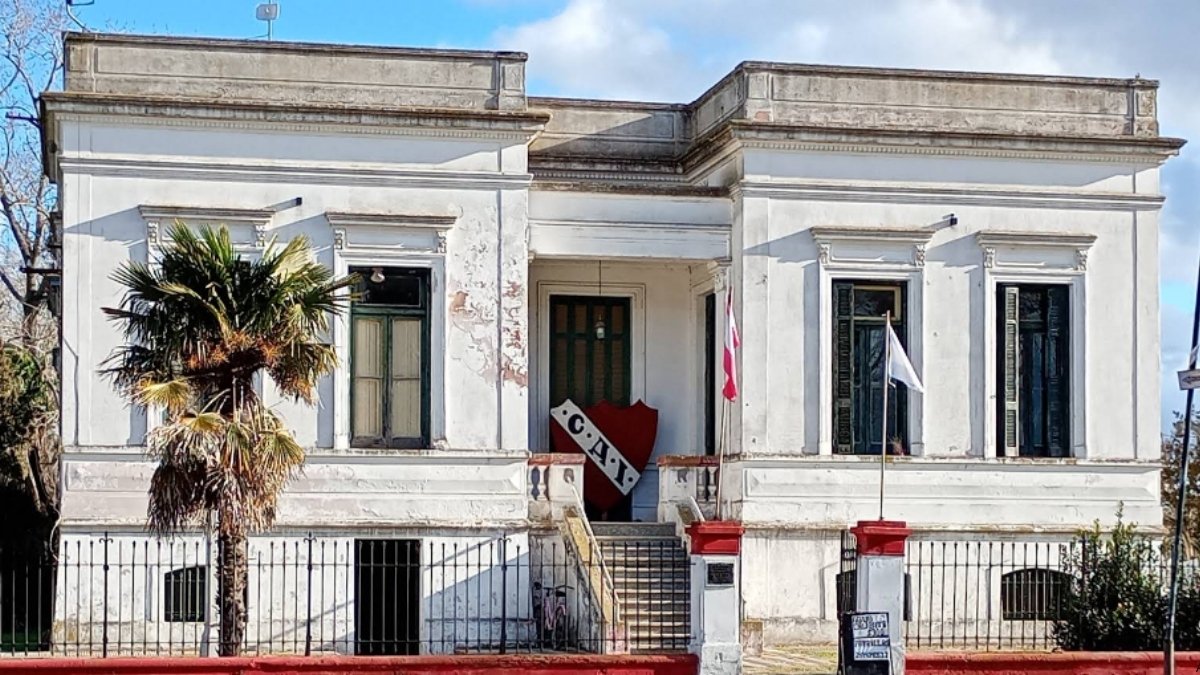 Fachada de la Casona del Club Independiente, nueva sede de la Dirección de Turismo de Ayacucho.
