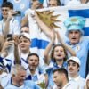 Jugadores de Uruguay y Arabia Saudita durante el partido correspondiente al Grupo H del Mundial 2026.