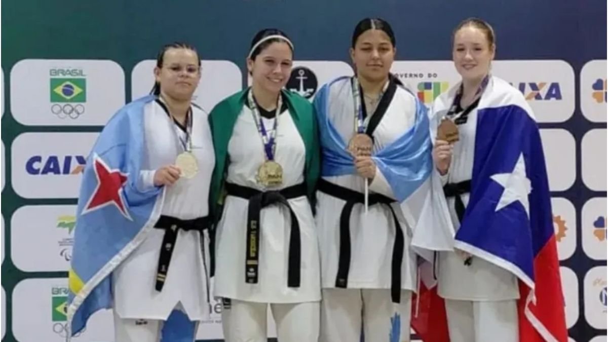 Luz Quimey Cora compitiendo en el Panamericano de Taekwondo